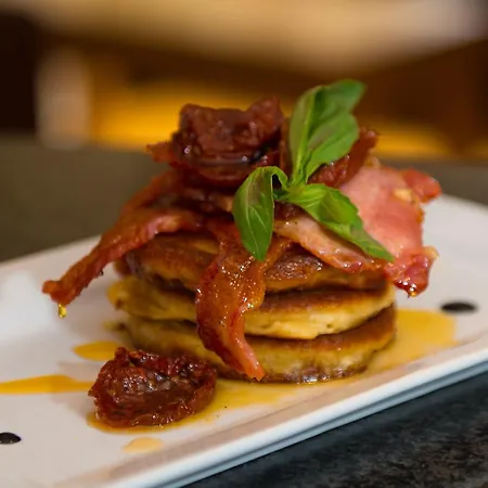 Murphy's 3* Tubbercurry